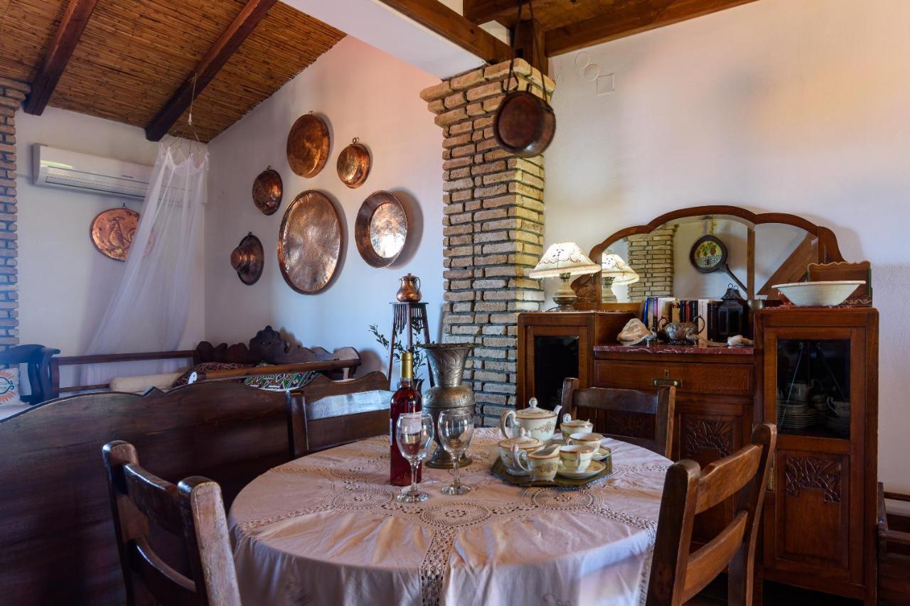 Eros Pittoresque Retreats - Perfect Location, Panoramic Seaview Koróni Esterno foto