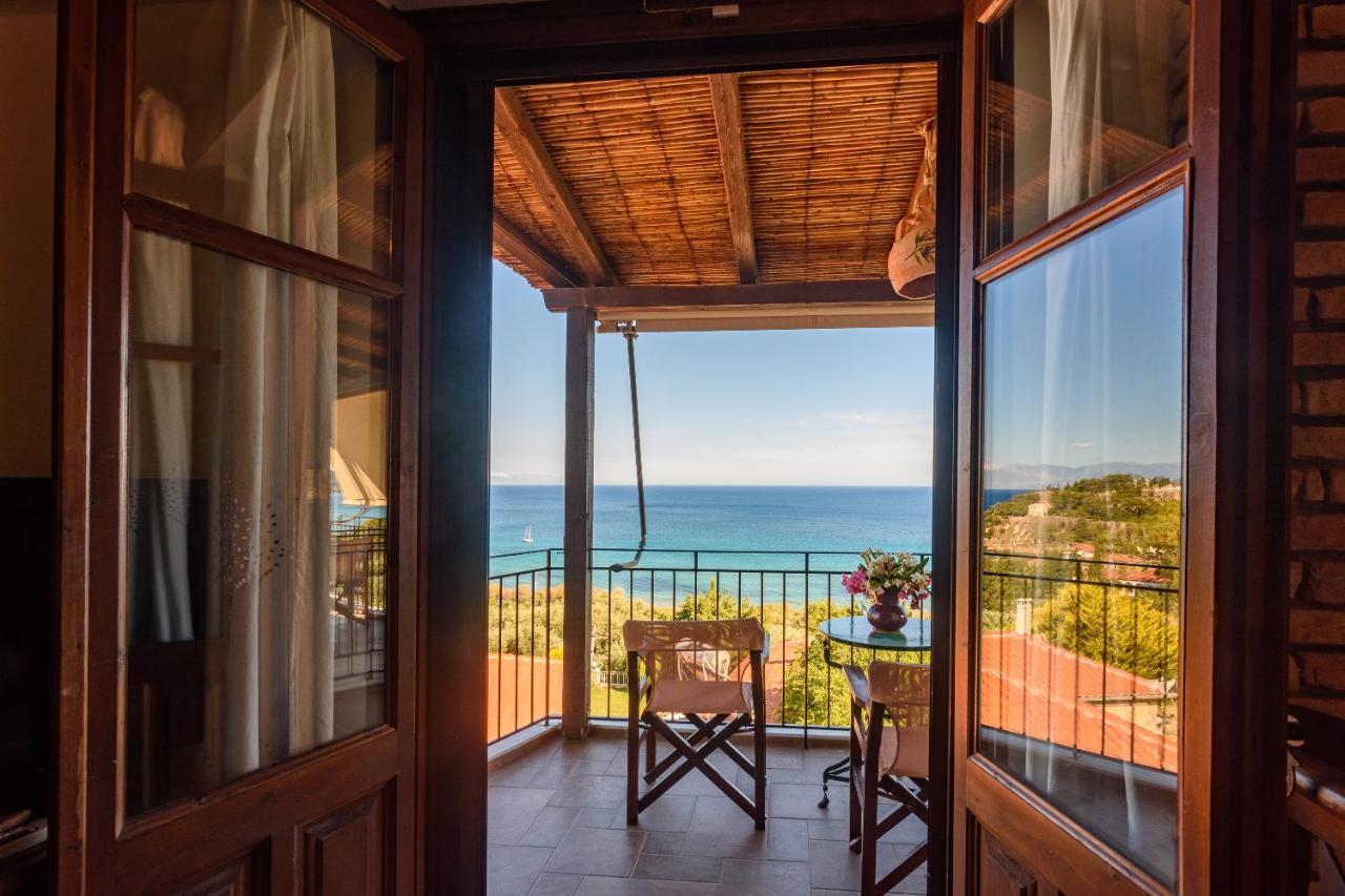 Eros Pittoresque Retreats - Perfect Location, Panoramic Seaview Koróni Esterno foto