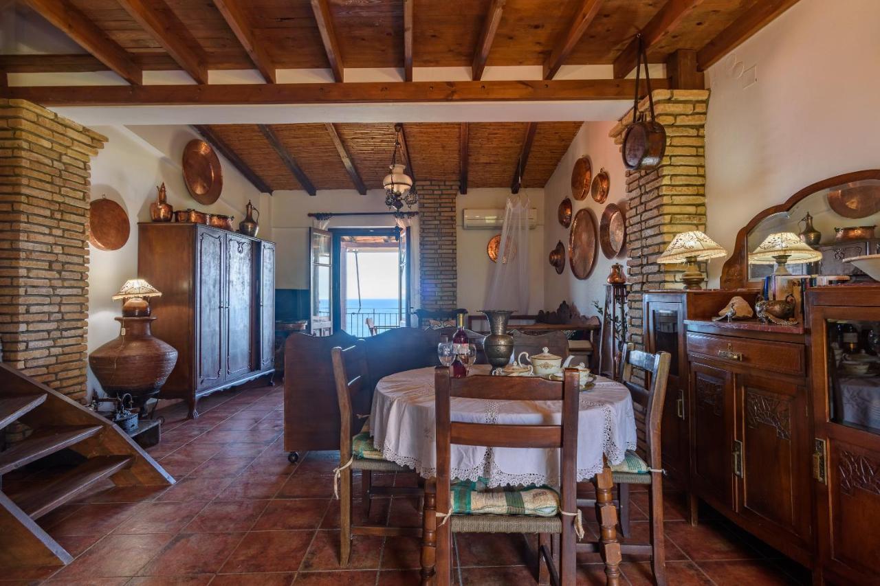 Eros Pittoresque Retreats - Perfect Location, Panoramic Seaview Koróni Esterno foto